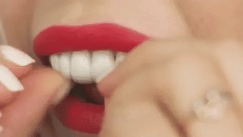 يتوفر على الفك العلوي + الفك السفلي (Copy)